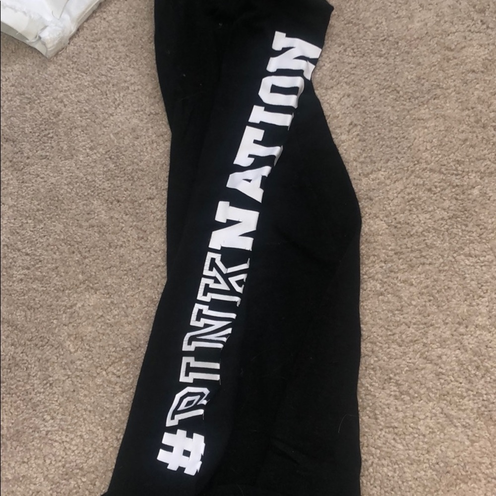 Small Victoria secret leggings